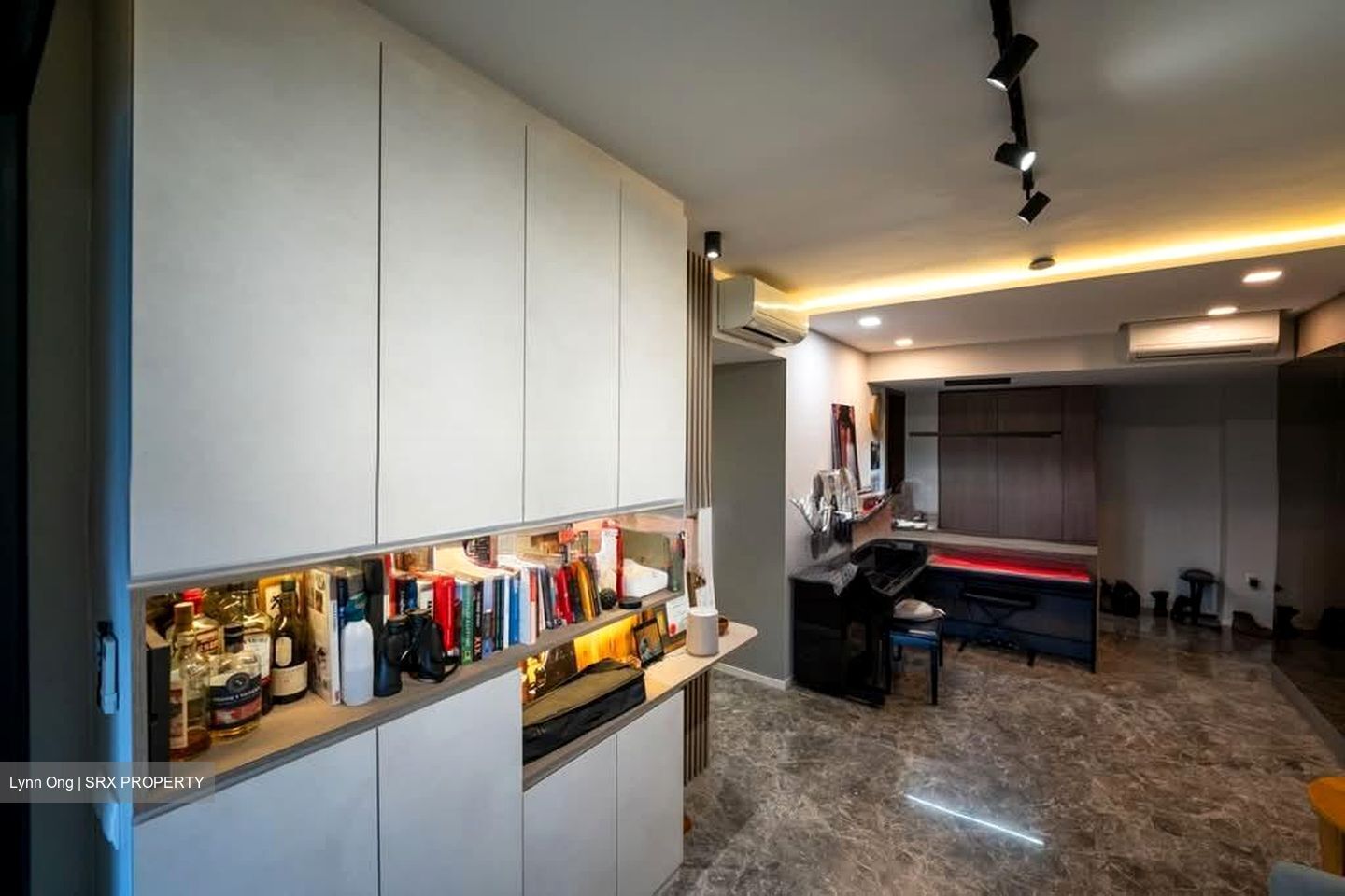 Avenue South Residence (D3), Apartment #572727011